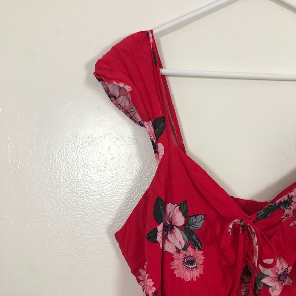 ✨Xhilaration Floral Dress w/ Front Cut Out✨ - Picture 2 of 7